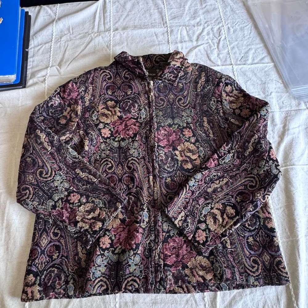 First Option Vintage 90s Paisley Zip Up Jacket